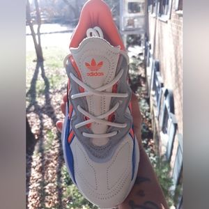 Adidas osweego "off white blue grey"
